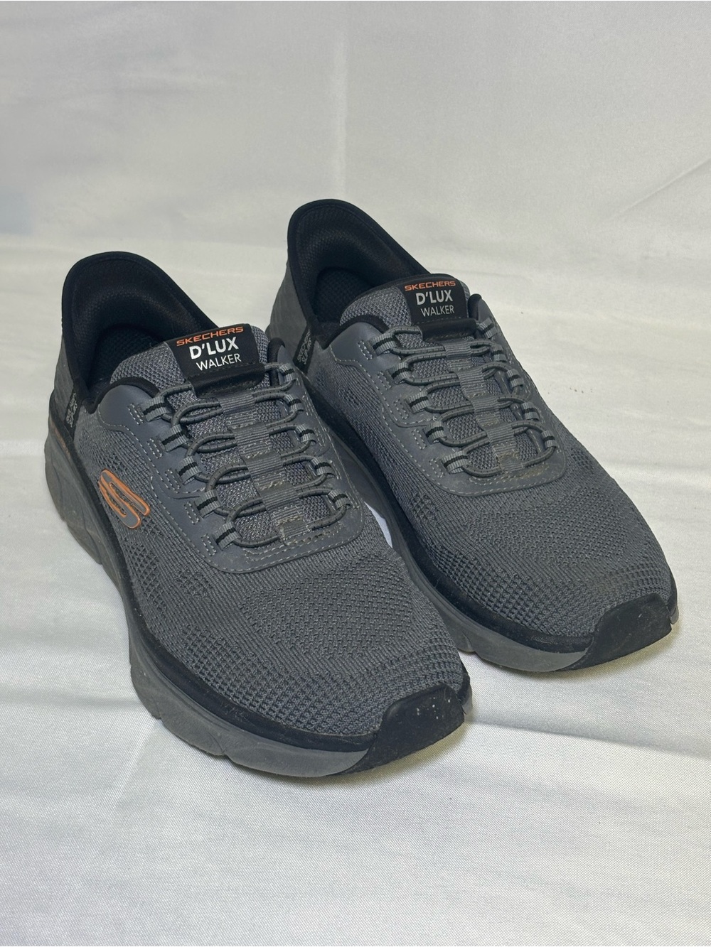 Skechers Men's D'Lux Walker 2.0 Rezinate Sneakers Gray Hands Free Slip-Ins